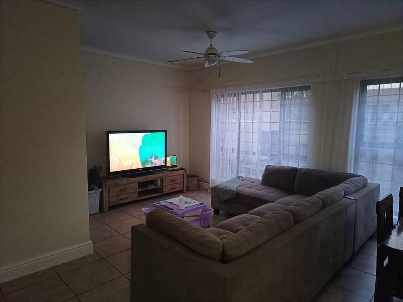 3 Bedroom Property for Sale in Sandbaai Western Cape